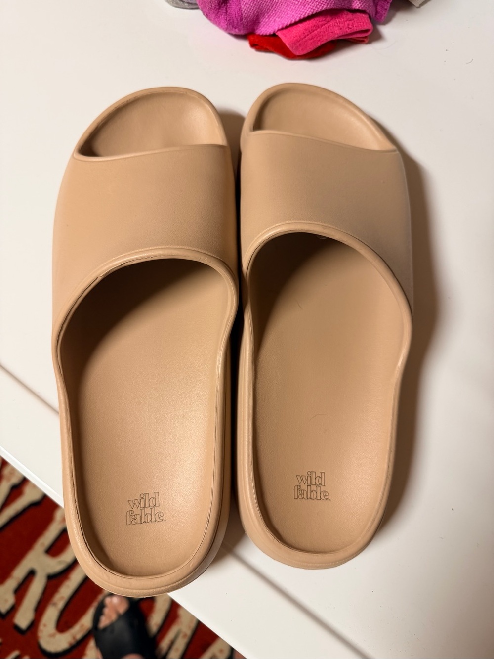 Wild Fable beige slide sandals